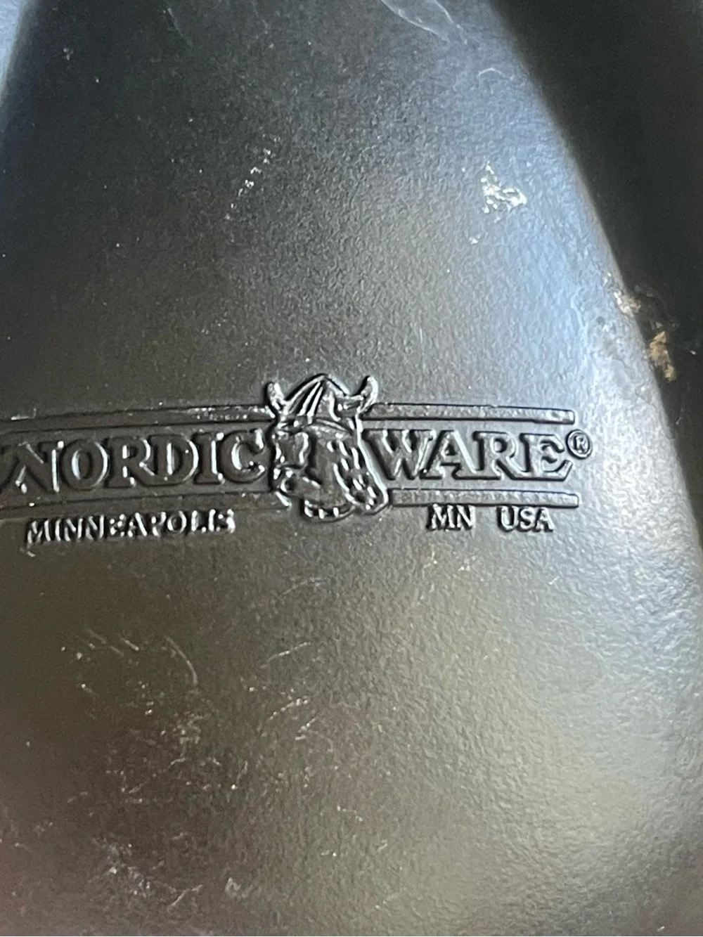 Nordic Ware Black Bundt Pan Bundi Pan 12 Cup Capacity
